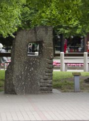 Skulptūra „Langas“. Astos Rimkūnienės nuotrauka