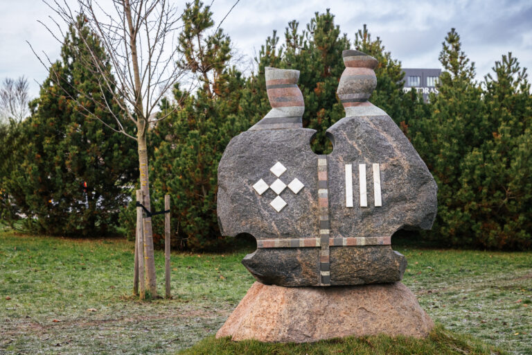 Skulptūra „Valdovai“. Gintaro Lukoševičiaus nuotrauka. 2025 m.