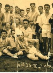 1. „Makabi“ sporto klubo sportininkai. 1930 m. Nuotrauka iš Panevėžio kraštotyros muziejaus rinkinių