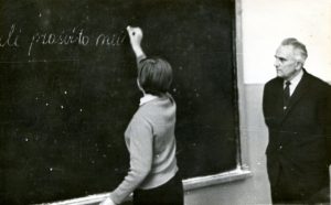 Paskutinė mokytojo Motiejaus Lukšio pamoka. Panevėžys. 1968 m. PAVB F68-158