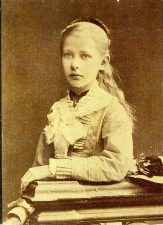 Gabrielė Petkevičaitė-Bitė. Apie 1873 m. LLTI MB Apl. 394, Inv. Nr.8965/32