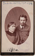 Gabrielė Petkevičaitė-Bitė su broliu Jonu. 1880 m. LLTI MB Apl. 394, Inv. Nr. 11172