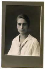 Pedagogė Herta Zahlmann (Herta Calmanaitė). Fotogr. I. Frido. 1924 m. PAVB F80-722