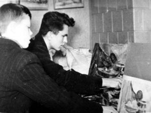 Petras Čiplys Alberto Stepankos studijoje. 1958 m. Nuotrauka iš Lietuvos valstybės centrinio archyvo fondų