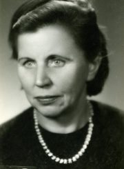 Emilija Šukytė-Juzulėnienė. Panevėžys. 1966 m. PAVB F116-40/3