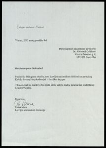 Latvijos ambasadorės Lietuvoje Mairos Moros raštas apie Baltoskandijos akademijai dovanojamas latviškas knygas. 2003 12 09. Iš Baltoskandijos akademijos archyvo