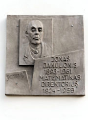 Jono Janulionio bareljefas. Nuotrauka Mazylis Media
