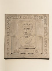 Konstantino Šakenio bareljefas. Nuotrauka Mazylis Media