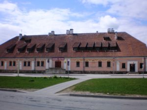 Pastatas Alantos centre (XVIII a. karčema)