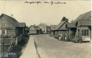 Ignalina. Pagrindinė miestelio gatvė, apie 1916-1918 m.