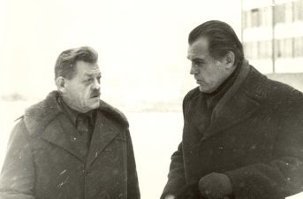 Paulius Širvys su aktoriumi Laimonu Noreika, 1978 m. gruodžio 17 d. Laisvito Oginskio fotografija iš Maironio lietuvių literatūros muziejaus