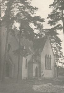 Berčiūnų Švč. Jėzaus Širdies bažnyčios statyba. Apie 1943-1944 m. Nuotraukos iš Kristupo Šidlausko asmeninio archyvo