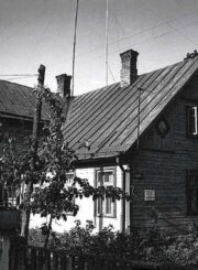 3. G. Petkevičaitės-Bitės namas iki jame įrengiant memorialinę ekspoziciją. 1966 m. Fotografas P. Kasperavičius. Kultūros paveldo centro Paveldosaugos biblioteka. F. 41, ap. 4, 810(2)