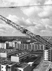 Naujų namų statybos. Panevėžys. 1979 m. Juliaus Vaicekausko nuotr. Iš Panevėžio kraštotyros muziejaus rinkinių
