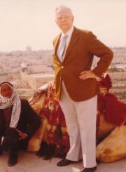 Valteris Raskas (Vladas Rasčiauskas) Izraelyje. 1973 m. Panevėžio apskrities Gabrielės Petkevičaitės-Bitės viešoji biblioteka, Valterio Rasko (Vlado Rasčiausko) fondas F95-27