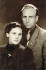 Stasė ir Zenonas Mikeliūnai. 1957 m.