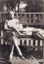 Didžiosios meilės pradžia. Laimutė Liesytė ir Česlovas Pažemeckas. Apie 1957 m. Fotogr. iš Mariaus Pažemecko asmeninio archyvo