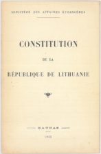 26. Constitution de la République de Lithuanie / Ministère des affaires étrangères. Kaunas : Ministère des affaires étrangères, 1922. 15 p. LNB