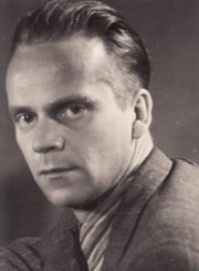 Gediminas Karka. Panevėžys, apie 1941 m. Fotogr. Kazimiero Vitkaus. PAVB FKV-421/1-1