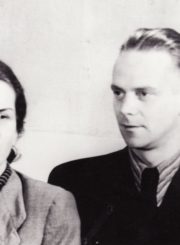 Gediminas Karka su žmona Eugenija Šulgaite. Panevėžys, 1955 m. Fotogr. Kazimiero Vitkaus. PAVB FKV-422/3-1
