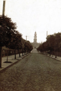 2. Katedros gatvė. XX a. 4 deš. Nuotrauka iš Panevėžio kraštotyros muziejaus rinkinių
