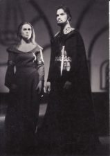 W. Shakespeare’as „Makbetas“ (rež. Juozas Miltinis), 1961 m. Eugenija Šulgaitė – Ledi Makbet, Stasys Petronaitis – Makbetas. Fotogr. Kazimiero Vitkaus. PAVB FKV-161/16-20