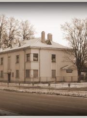 2. 1944–1959 m. buvęs geležinkelio transporto milicijos ir sovietinio saugumo pastatas Sandėlių g. Panevėžys, 2011 m. V. R. Vitkausko nuotr.