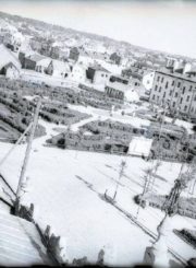 Panevėžio miesto vaizdas nuo Lenino (dabar Laisvės) a. 1 pastato stogo. 1955 m. P. Aleksandravičiaus nuotrauka
