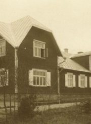 Panevėžio vyskupijos pastatas Sodų gatvėje. XX a. 4 deš.