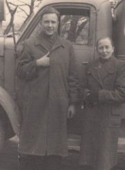 Vienas iš pirmųjų Ramygalos rajoninės ligoninės automobilių. 1955 m.