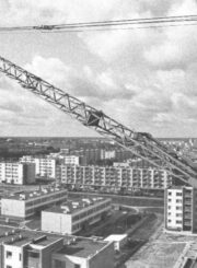 Naujų daugiabučių namų statybos. Panevėžys, 1979 m. Juliaus Vaicekausko nuotr. iš Panevėžio kraštotyros muziejaus rinkinių