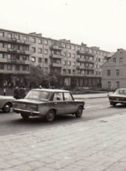 J. Basanavičiaus–Elektros gatvių sankryža. Panevėžys, apie 1981 m. V. Šinskio nuotrauka iš PKM rinkinių