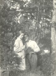 Juozas Barisas ir Sofija Stalionytė Palangoje. 1927 m. PAVB, skaitmeninis archyvas