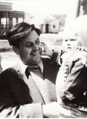Ona ir Donatas Banioniai su sūnumi Raimundu. Panevėžys, apie 1958 m. Fotogr. Kazimiero Vitkaus. PAVB FKV-424-8-1