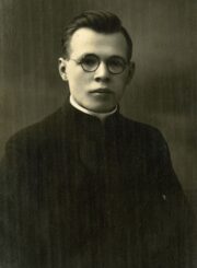 Kunigas Alfonsas Lipniūnas. Fot. „Modern“. Kaunas. 1930 07 08. Iš: www.limis.lt; Pasvalio krašto muziejus, inv. Nr. PaKM F7095