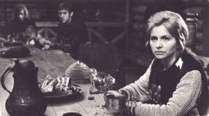 Irena Vasiulytė filme „Herkus Mantas“, (rež. Marijonas Giedrys, 1972 m.). Fotografija iš Irenos Vasiulytės asmeninio archyvo