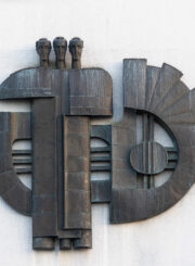 Horeljefas „Žmogus ir technika“. Gintaro Lukoševičiaus nuotrauka