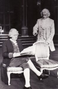 P. Shaffer’is „Amadeus“ (rež. Donatas Banionis), 1983 m. Alfredas Dukšta – Grafas Francas Orsinirozenbergas, Albinas Kėleris – Volfgangas Amadeus Mocartas. Fotogr. Kazimiero Vitkaus. PAVB FKV-239-1-1