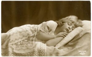 Elzės (pavardė nežinoma) sveikinimas vardo dienos proga klasės draugui Kaziui Garlauskui. Pasvalys. 1927 03 03. PAVB, Irenos Smilgaitės fondas F145-15-1