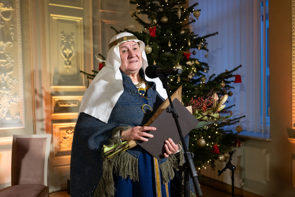 Alma Pustovaitienė. Nuotrauka iš: https://lrkm.lrv.lt/lt/galerija/iteiktos-2025-metu-kulturos-ministerijos-premijos-gintares-grigenaites-nuotraukos-3sIB/