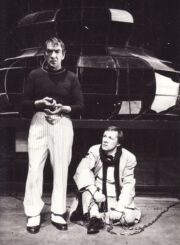 J. Marcinkevičius „Katedra“ (rež. Saulius Varnas), 1988 m. Romualdas Urvinis – Motiejus, Aurimas Babkauskas – Laurynas. Fotogr. Kazimiero Vitkaus. PAVB FKV-261-2-3