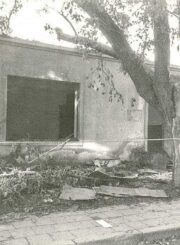 3. Griaunamas paminklinis Juozo Zikaro namas. 1984 m. Iš Panevėžio kraštotyros muziejaus rinkinių