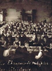 Panevėžio ekonominė mokykla. 1948 m.