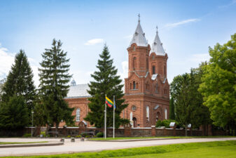 Vaškų Šv. Juozapo bažnyčia. Fotogr. G. Lukoševičius. Vaškai (Pasvalio r.). 2025 m. PAVB skaitmeninis archyvas