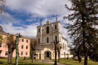 Antalieptės Šv. Kryžiaus Atradimo bažnyčia. Fotogr. G. Lukoševičius. Antalieptė (Zarasų r.). 2025 m. PAVB skaitmeninis archyvas