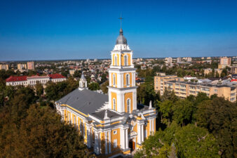 Panevėžio Kristaus Karaliaus katedra. Fotogr. G. Lukoševičius. Panevėžys. 2025 m. PAVB skaitmeninis archyvas