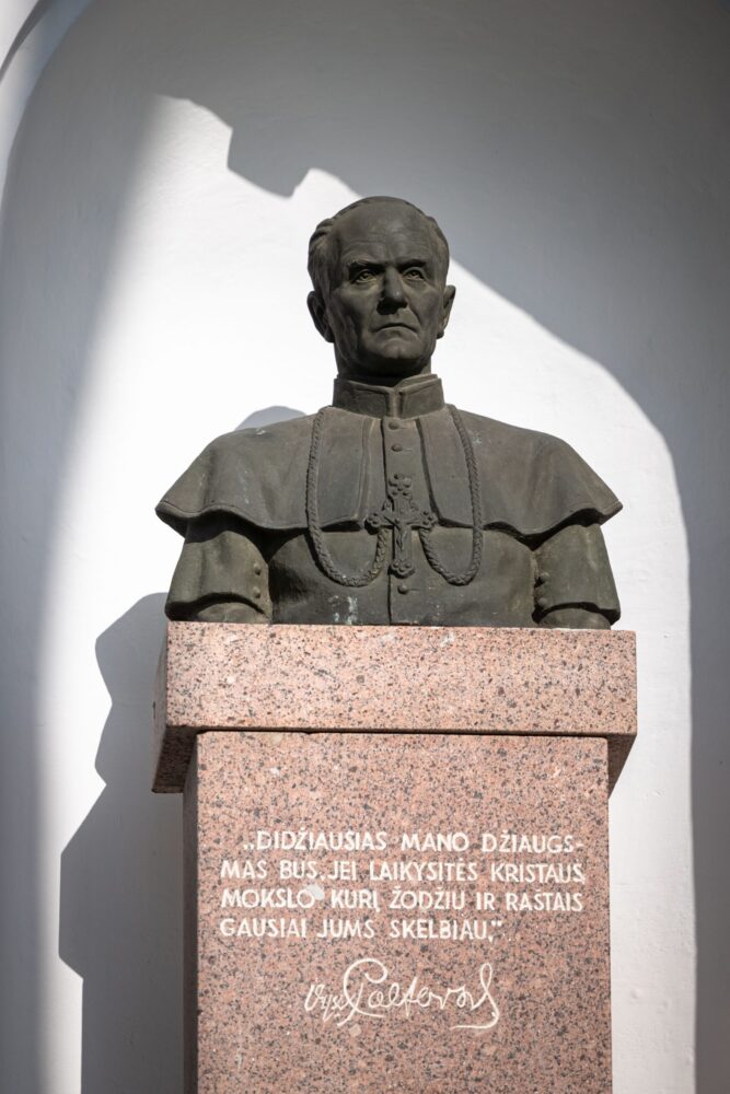 Juozas Steponavičius. Kazimiero Paltaroko biustas. Gintaro Lukoševičiaus nuotrauka